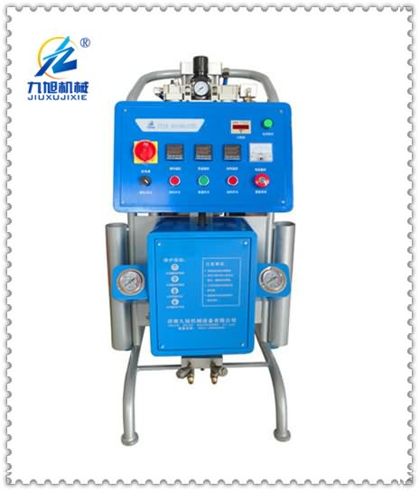 聚氨酯噴涂設備型號：JNJX-Q2600(T)型(圖1)